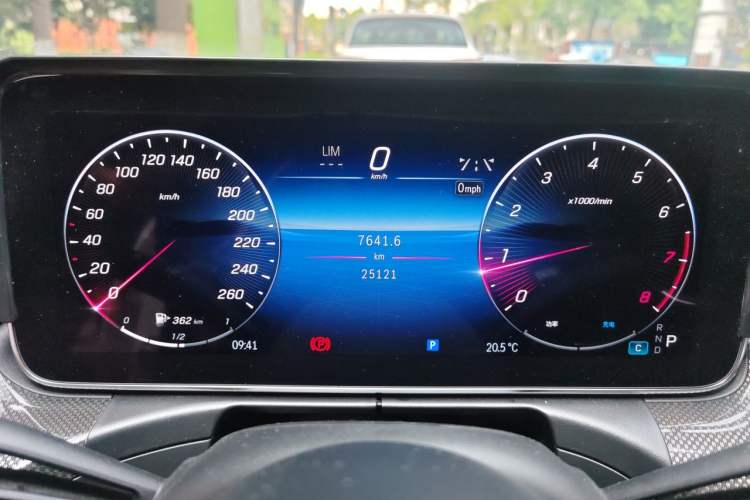Used Mercedes-Benz C-Class 2024 Facelift C 260 L Night Edition Sport Version Instrument Cluster