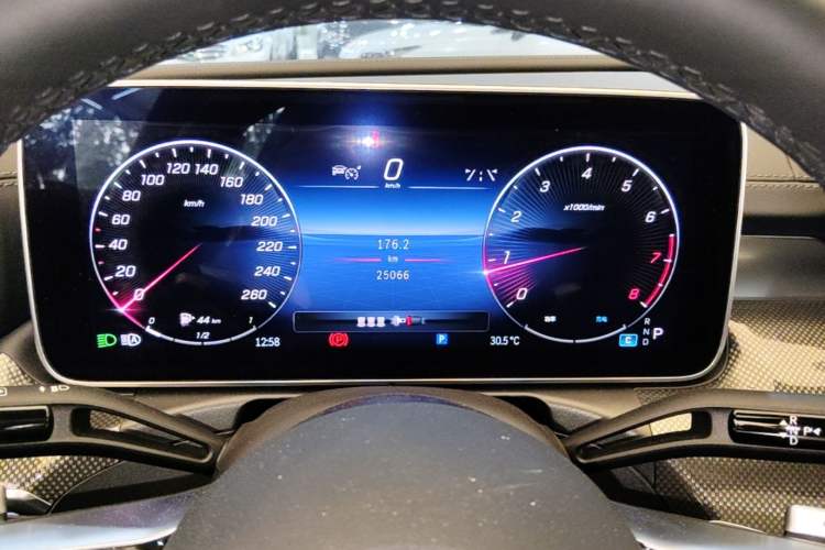 Used Mercedes-Benz C-Class 2024 Second Facelift C 260 L Starry Night Sport Edition Instrument Cluster