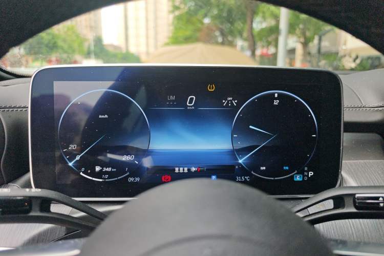 Used Mercedes-Benz C-Class 2024 C 200 L Sport Edition Instrument Cluster