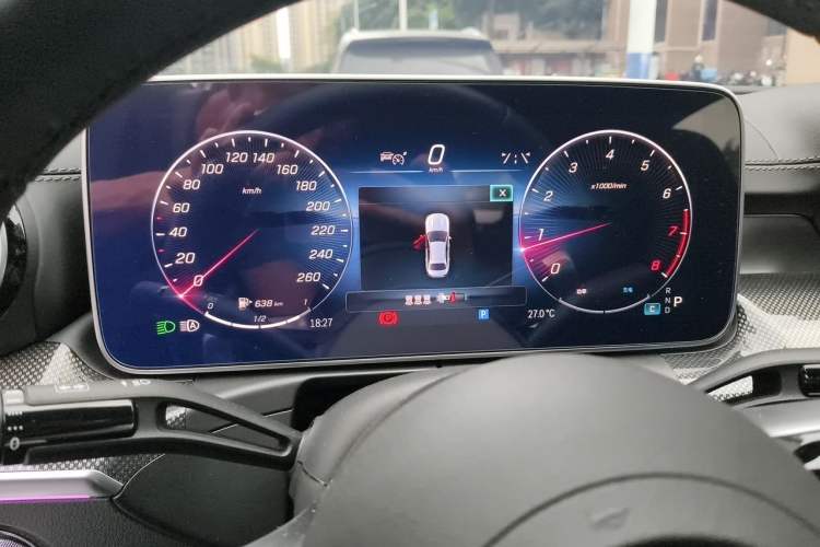 Used Mercedes-Benz C-Class 2024 Facelift C 260 L Instrument Cluster