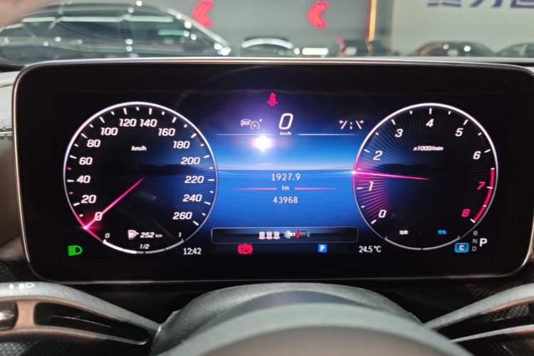 Used Mercedes-Benz C-Class 2024 Restyled C 260 L Sport Edition Instrument Cluster