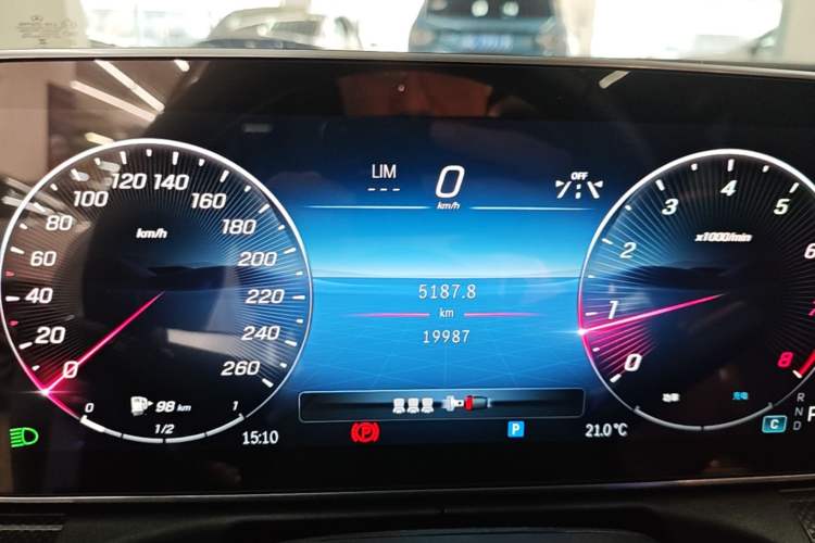 Used Mercedes-Benz C-Class 2024 Restyled C 260 L Sport Edition Instrument Cluster
