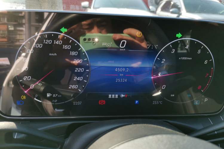 Used Mercedes-Benz C-Class 2024 C 200 L Sport Edition Instrument Cluster