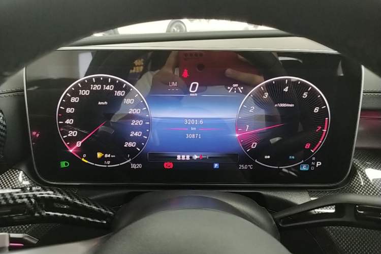 Used Mercedes-Benz C-Class 2024 Restyled C 260 L Sport Edition Instrument Cluster