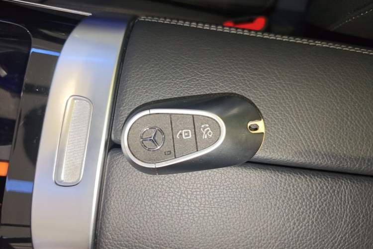 Used Mercedes-Benz C-Class 2024 Restyled C 260 L Sport Edition Interior 1