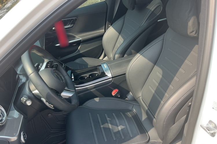 Used Mercedes-Benz C-Class 2024 Restyled C 260 L Sport Edition Interior 1