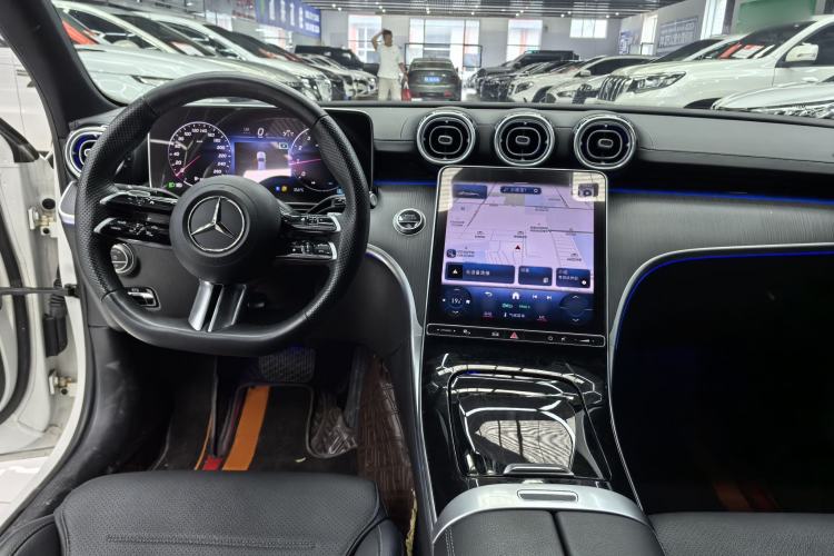 Used Mercedes-Benz C-Class 2024 C 200 L Sport Edition Interior 1