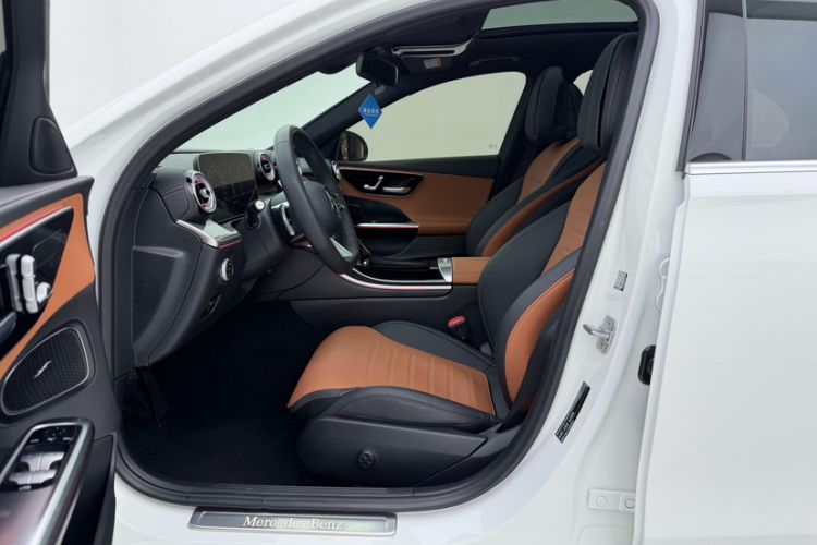 Used Mercedes-Benz C-Class 2024 Restyled C 260 L Sport Edition Interior 1