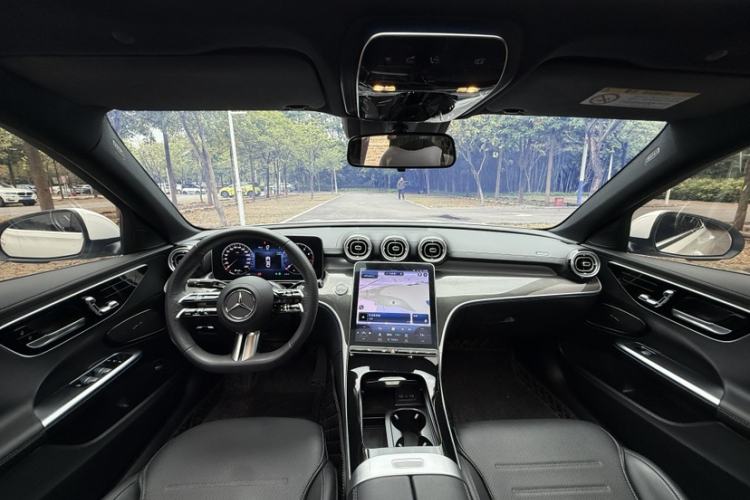 Used Mercedes-Benz C-Class 2024 Restyled C 260 L Sport Edition Interior 1