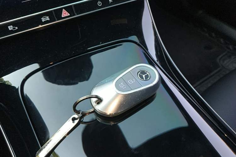 Used Mercedes-Benz C-Class 2024 Second Facelift C 260 L Sport Edition Interior 1