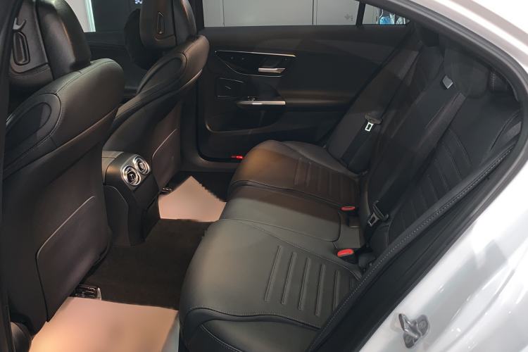 Used Mercedes-Benz C-Class 2024 Restyled C 260 L Sport Edition Interior 1
