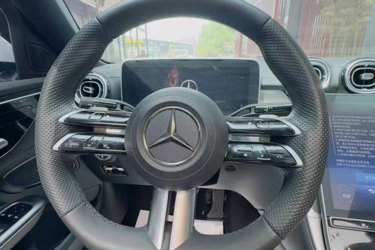 Used Mercedes-Benz C-Class 2024 Second Facelift C 260 L Sport Edition Interior 1