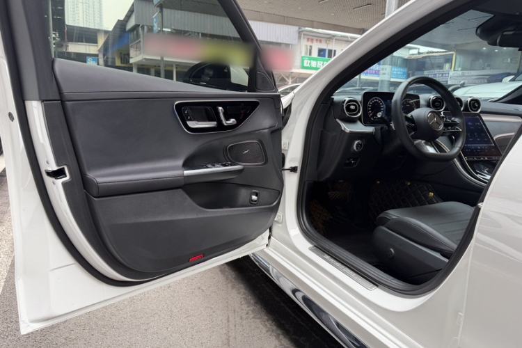 Used Mercedes-Benz C-Class 2024 Restyled C 200 L Sport Edition Interior 1
