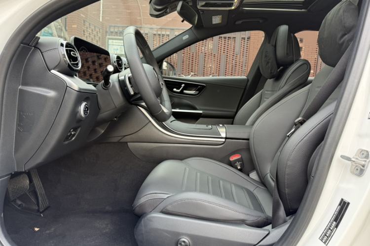Used Mercedes-Benz C-Class 2024 Restyled C 200 L Sport Edition Interior 10