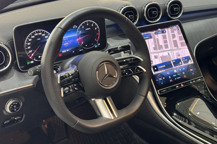 Used Mercedes-Benz C-Class 2024 C 200 L Sport Edition Interior 10