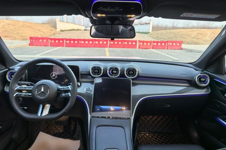 Used Mercedes-Benz C-Class 2024 Restyled C-Class 260 L Sport Edition Interior 2