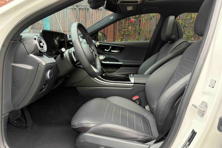 Used Mercedes-Benz C-Class 2024 Facelift C 260 L Night Edition Sport Version Interior 2