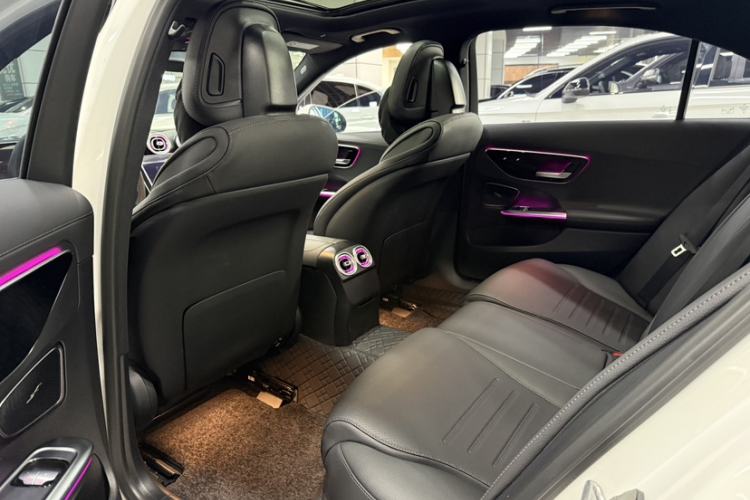 Used Mercedes-Benz C-Class 2024 Restyled C-Class 260 L Sport Edition Interior 2
