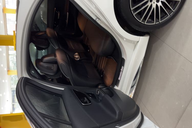 Used Mercedes-Benz C-Class 2024 Restyled C 260 L Sport Edition Interior 2