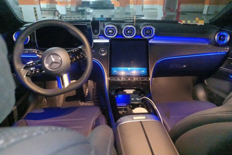 Used Mercedes-Benz C-Class 2024 Second Facelift C 260 L Sport Edition Interior 2