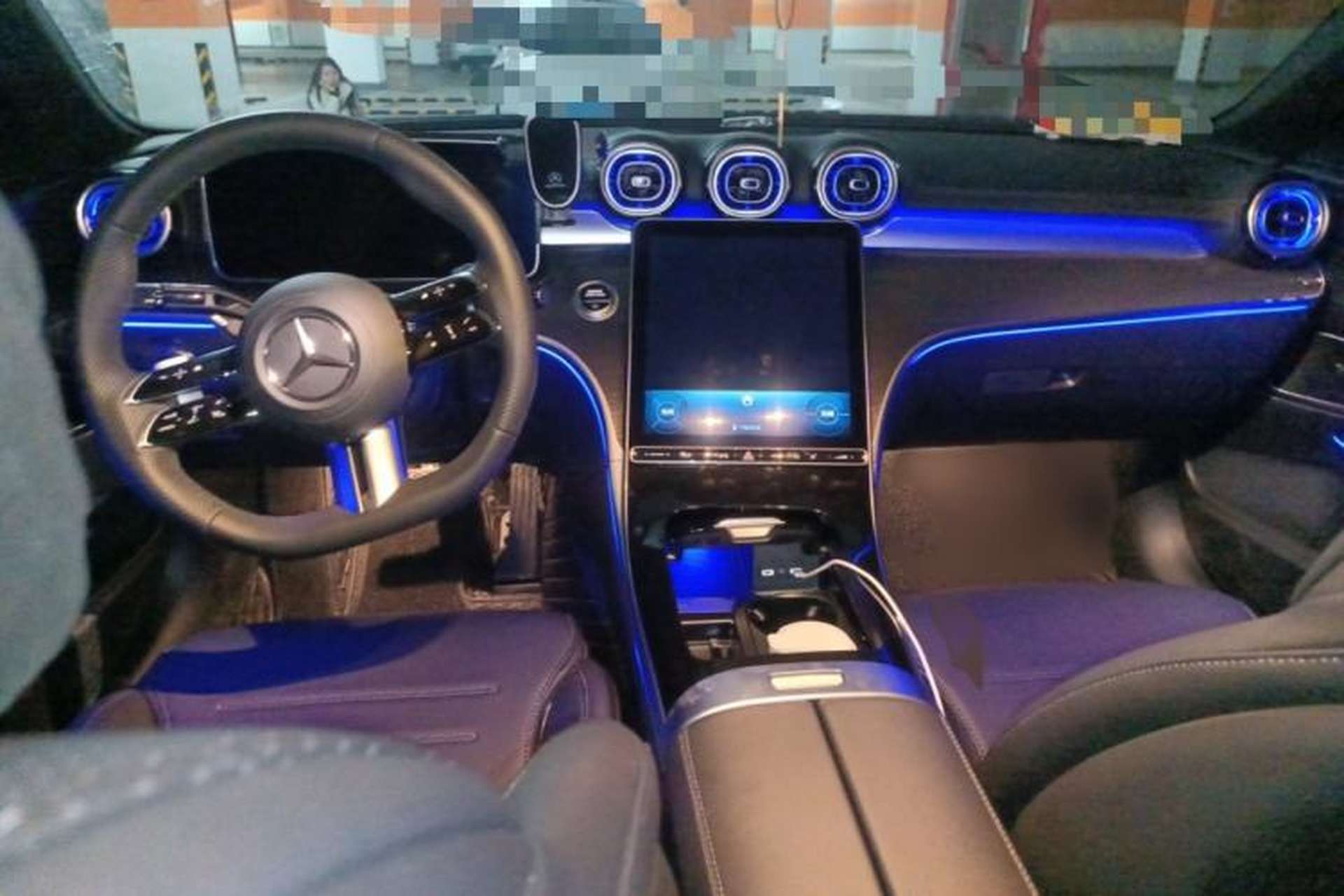 Used Mercedes-Benz C-Class 2024 Second Facelift C 260 L Sport Edition Interior 2