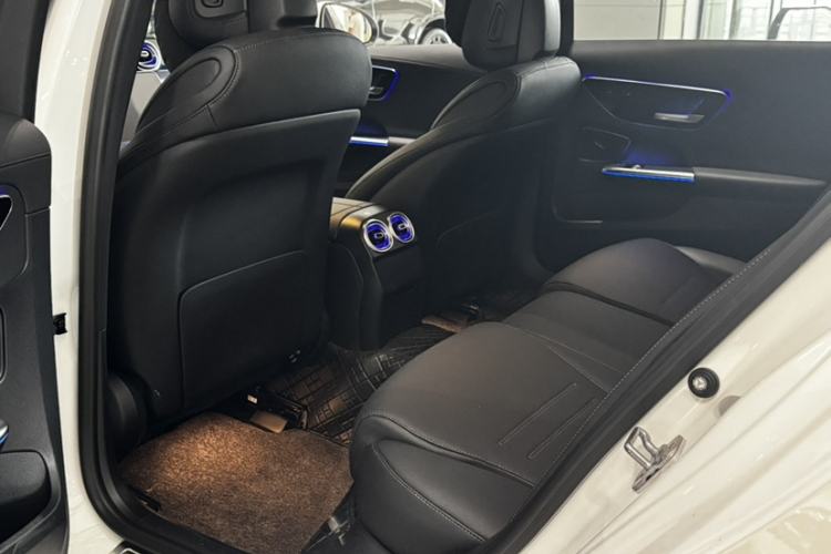 Used Mercedes-Benz C-Class 2024 Restyled C-Class 260 L Sport Edition Interior 2