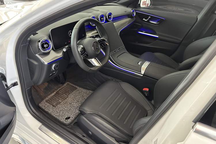 Used Mercedes-Benz C-Class 2024 Restyled C 260 L Sport Edition Interior 2