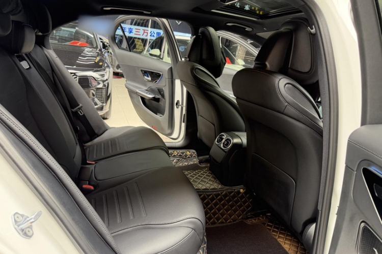 Used Mercedes-Benz C-Class 2024 Restyled C 200 L Sport Edition Interior 3
