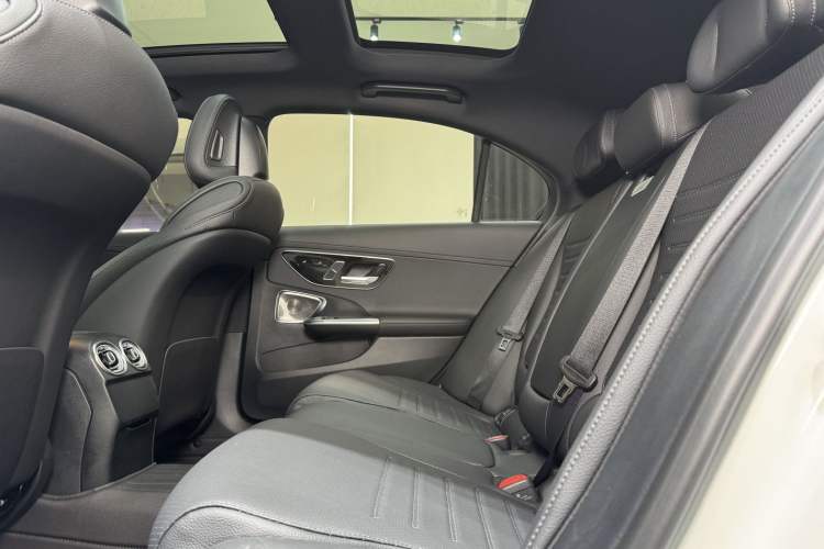 Used Mercedes-Benz C-Class 2024 C 260 L Brilliant Night Sports Edition Interior 3
