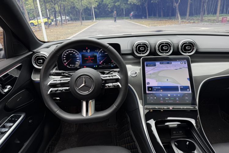 Used Mercedes-Benz C-Class 2024 Restyled C 260 L Sport Edition Interior 3