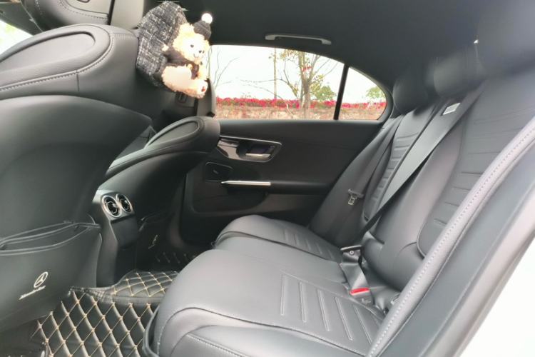 Used Mercedes-Benz C-Class 2024 C 200 L Sport Edition Interior 3