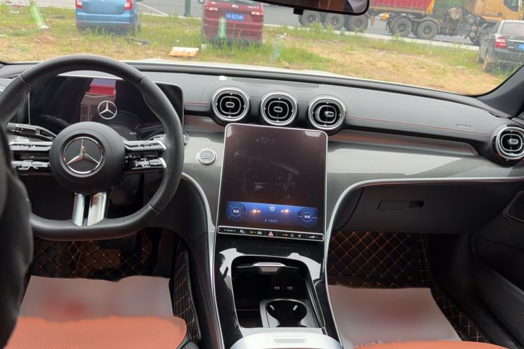 Used Mercedes-Benz C-Class 2024 Restyled C 260 L Sport Edition Interior 3