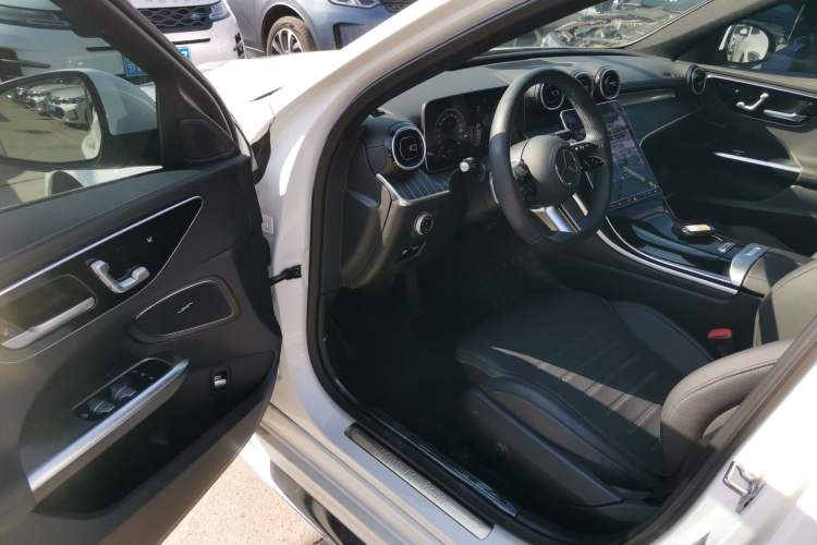 Used Mercedes-Benz C-Class 2024 C 200 L Sport Edition Interior 3