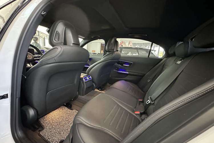 Used Mercedes-Benz C-Class 2024 Restyled C 260 L Sport Edition Interior 3
