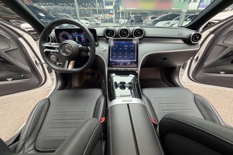 Used Mercedes-Benz C-Class 2024 Restyled C 200 L Sport Edition Interior 4