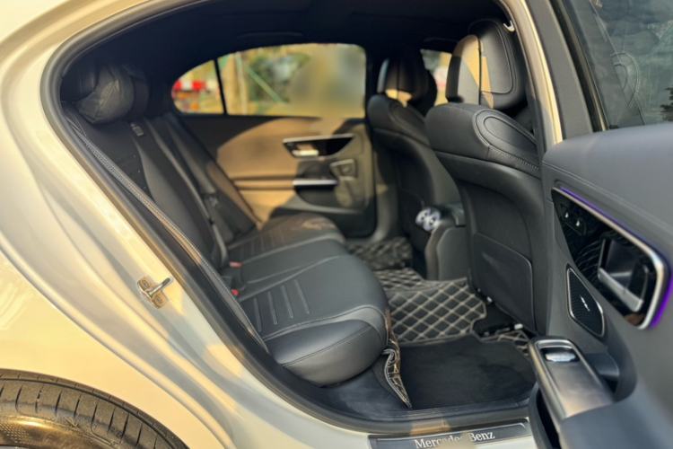 Used Mercedes-Benz C-Class 2024 Restyled C 260 L Sport Edition Interior 4