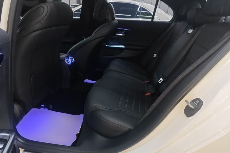 Used Mercedes-Benz C-Class 2024 Restyled C-Class 260 L Sport Edition Interior 4