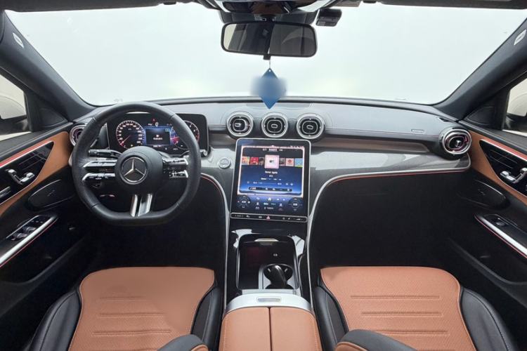 Used Mercedes-Benz C-Class 2024 Restyled C 260 L Sport Edition Interior 4