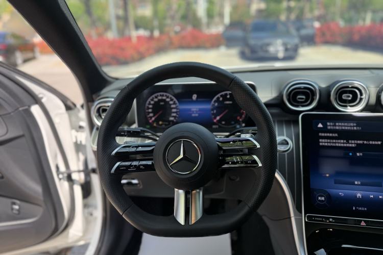 Used Mercedes-Benz C-Class 2024 Restyled C-Class 260 L Sport Edition Interior 4