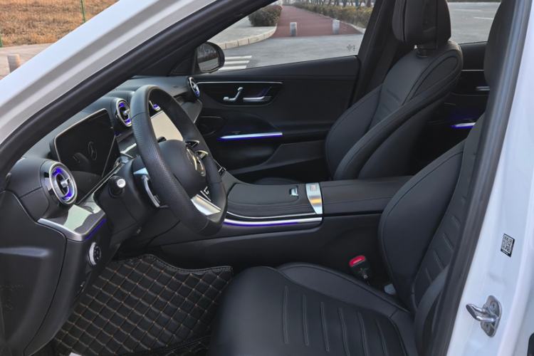 Used Mercedes-Benz C-Class 2024 Restyled C-Class 260 L Sport Edition Interior 4