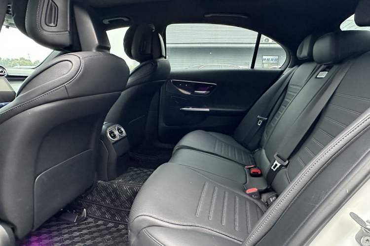 Used Mercedes-Benz C-Class 2024 C 260 L Sport Edition Interior 4