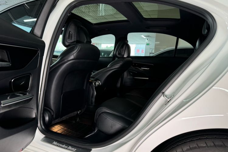 Used Mercedes-Benz C-Class 2024 C 260 L Sport Edition Interior 4