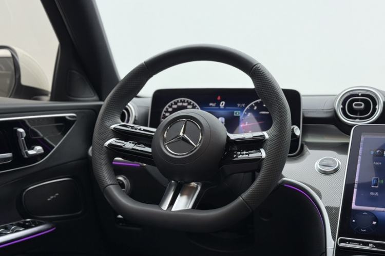 Used Mercedes-Benz C-Class 2024 Second Facelift C 260 L Sport Edition Interior 4