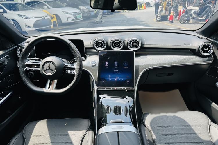 Used Mercedes-Benz C-Class 2024 Restyled C-Class 260 L Sport Edition Interior 4