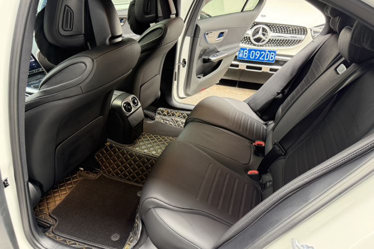 Used Mercedes-Benz C-Class 2024 Restyled C 200 L Sport Edition Interior 4