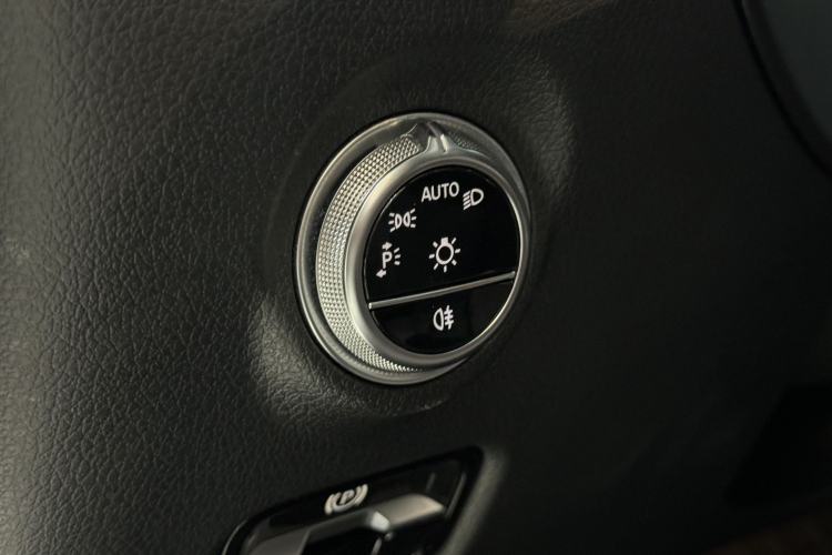 Used Mercedes-Benz C-Class 2024 C 200 L Sport Edition Interior 4