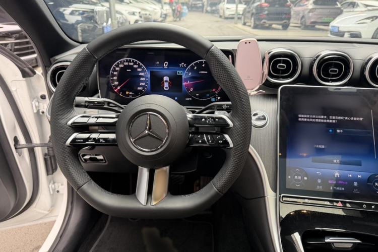 Used Mercedes-Benz C-Class 2024 Restyled C 200 L Sport Edition Interior 4