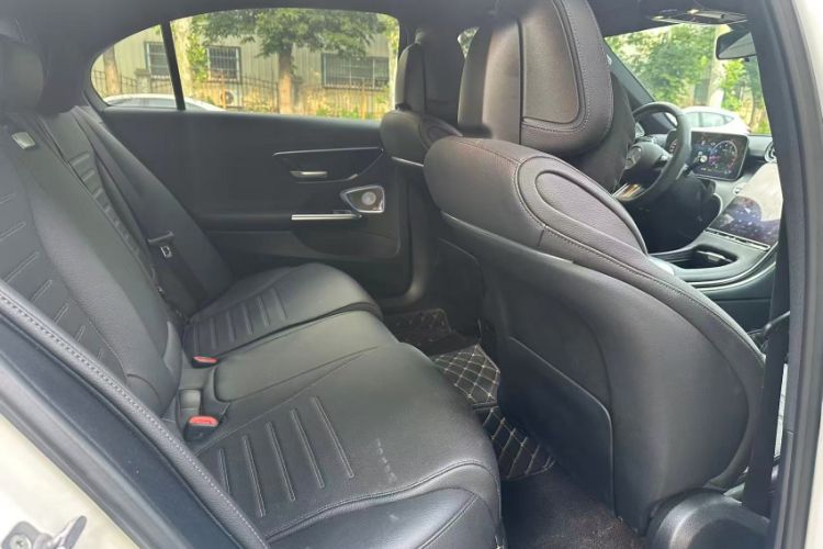 Used Mercedes-Benz C-Class 2024 C 260 L 4MATIC Sport Edition Interior 4