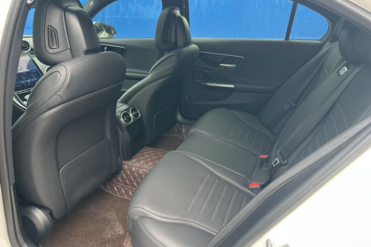 Used Mercedes-Benz C-Class 2024 C 200 L Sport Edition Interior 5