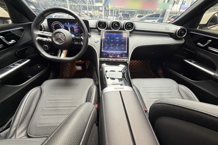 Used Mercedes-Benz C-Class 2024 Restyled C 200 L Sport Edition Interior 5